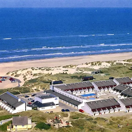 6 Person In Brovst-by Traum *