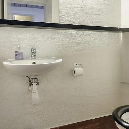 6 Person In Brovst-by Traum