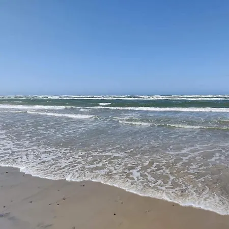 6 Person In Brovst-by Traum * Brovst